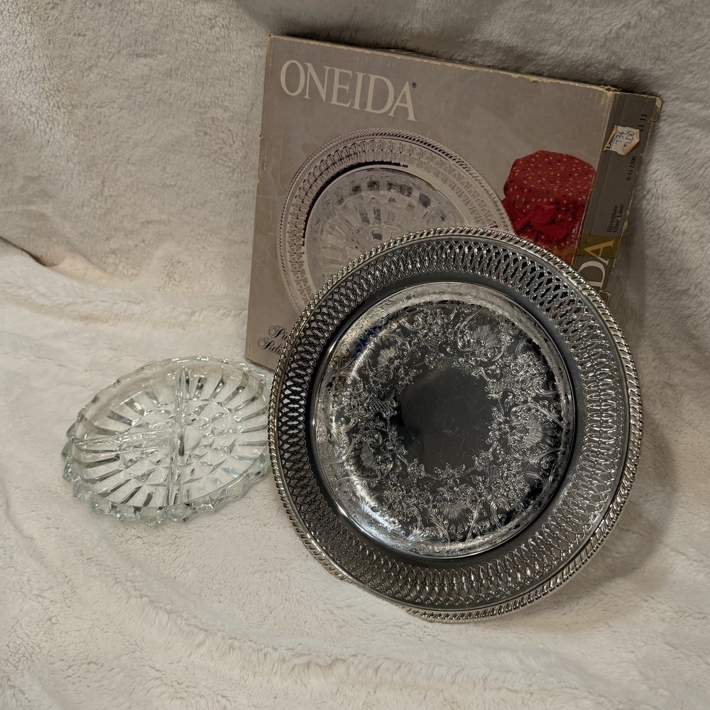 Vintage Rogers by Oneida 10" Silverplate Ornate Serving Tray Dish Pierced GREAT